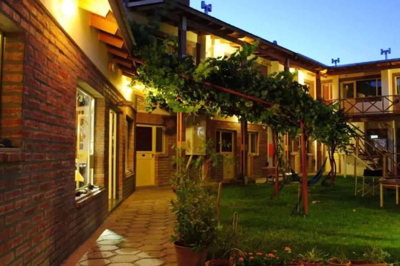La Tosca Hostel ปูแอร์โตมาดริน ภายนอก รูปภาพ