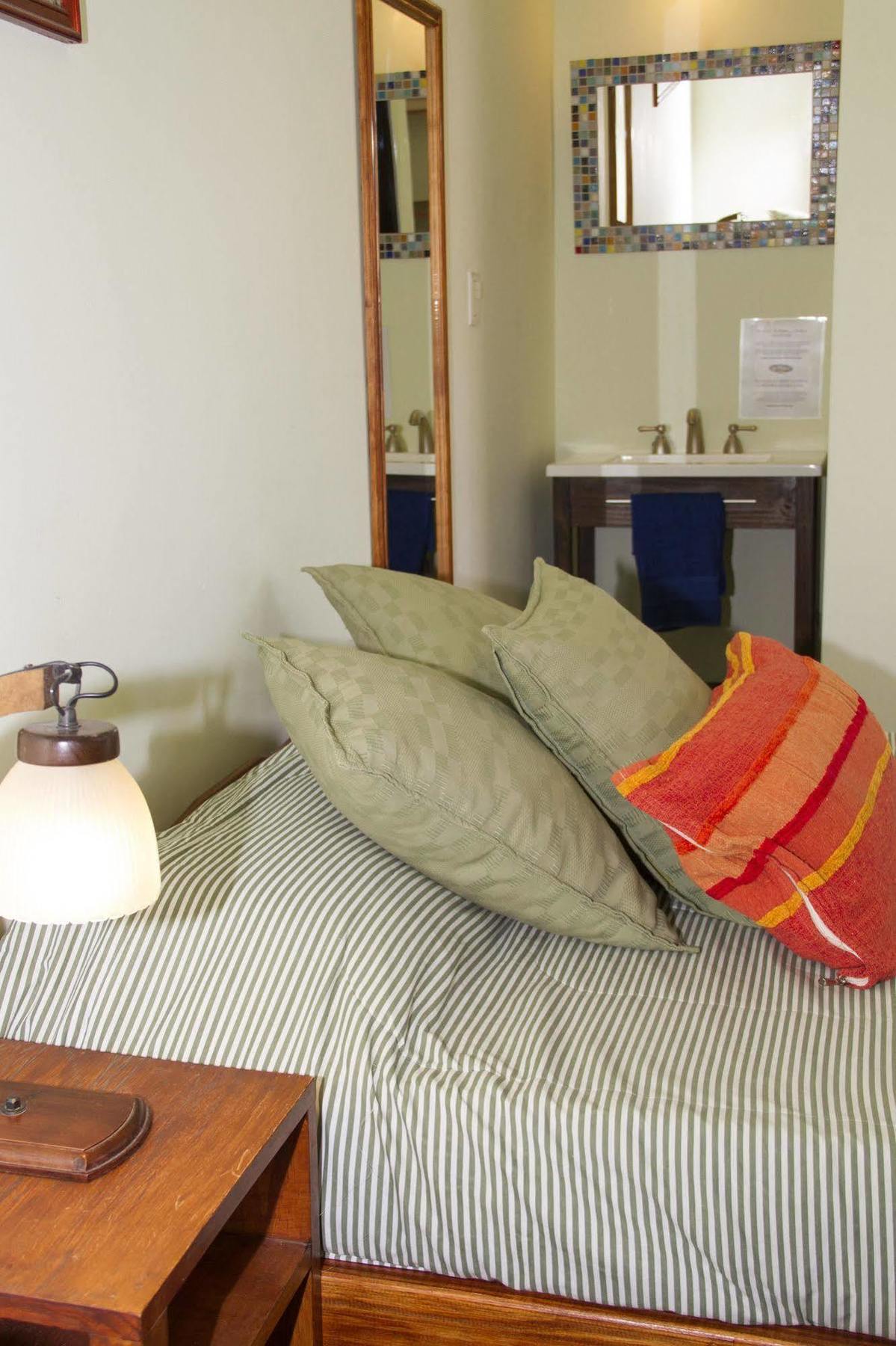 La Tosca Hostel ปูแอร์โตมาดริน ภายนอก รูปภาพ