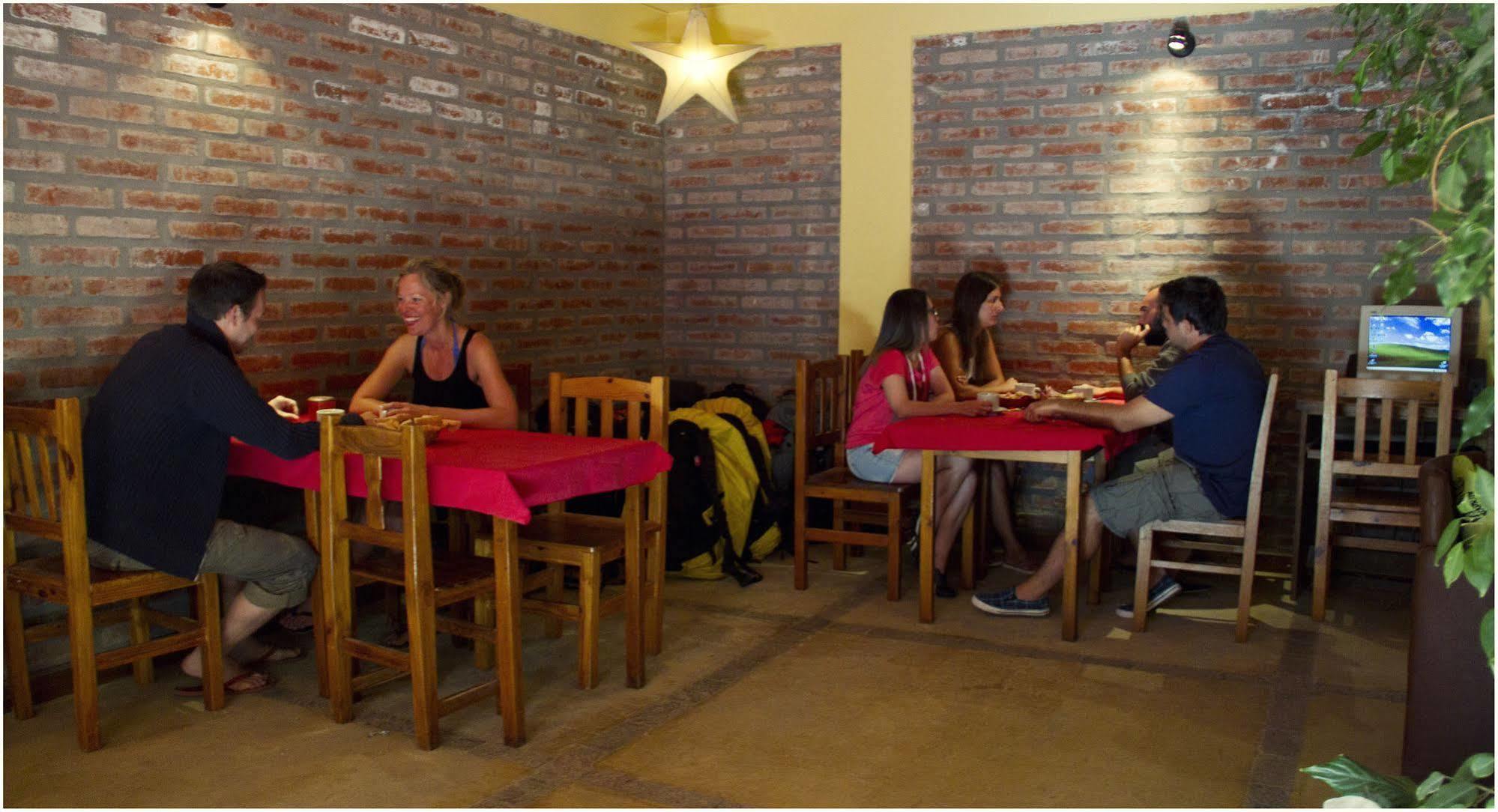 La Tosca Hostel ปูแอร์โตมาดริน ภายนอก รูปภาพ
